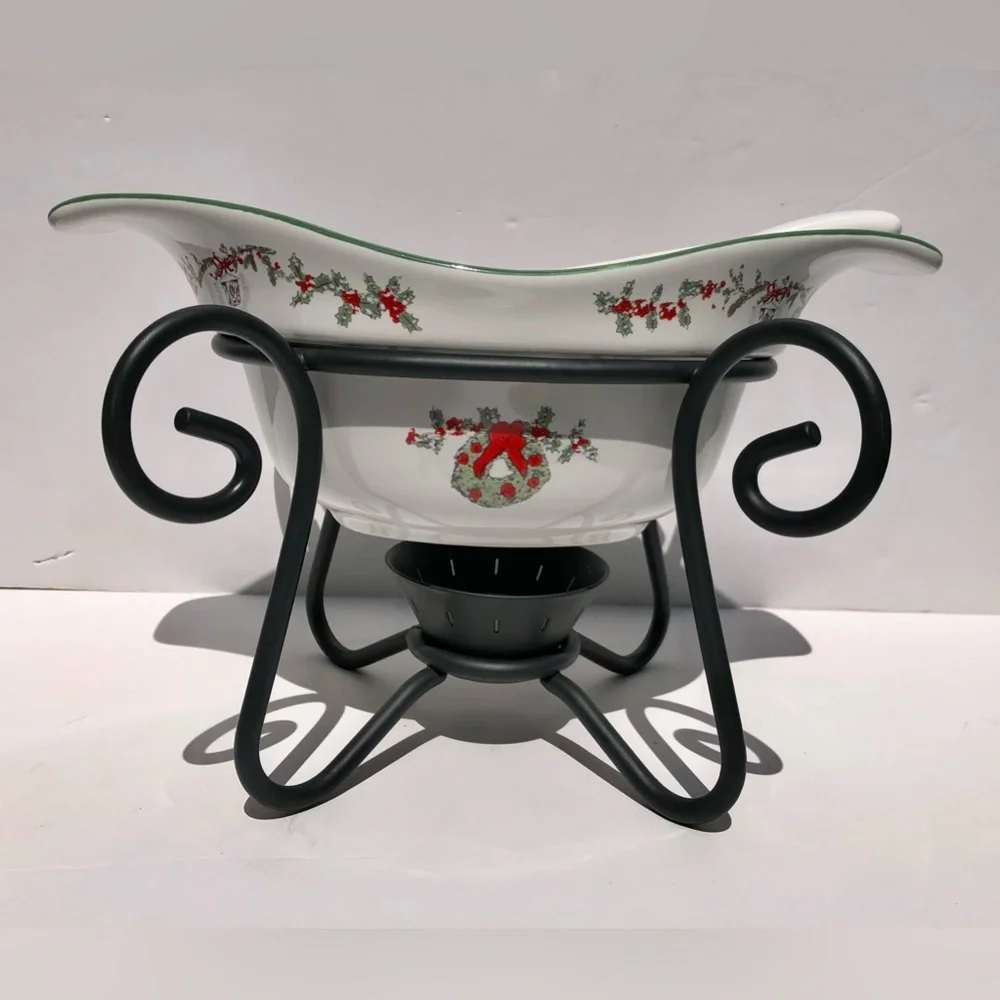 PFALZGRAFF HOLIDAY GRAVY SERVER W/LADLE & METAL STAND CHRISTMAS FINISH GLOSSY 45